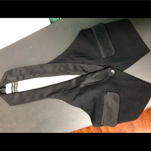 Like new Club Monaco black vest